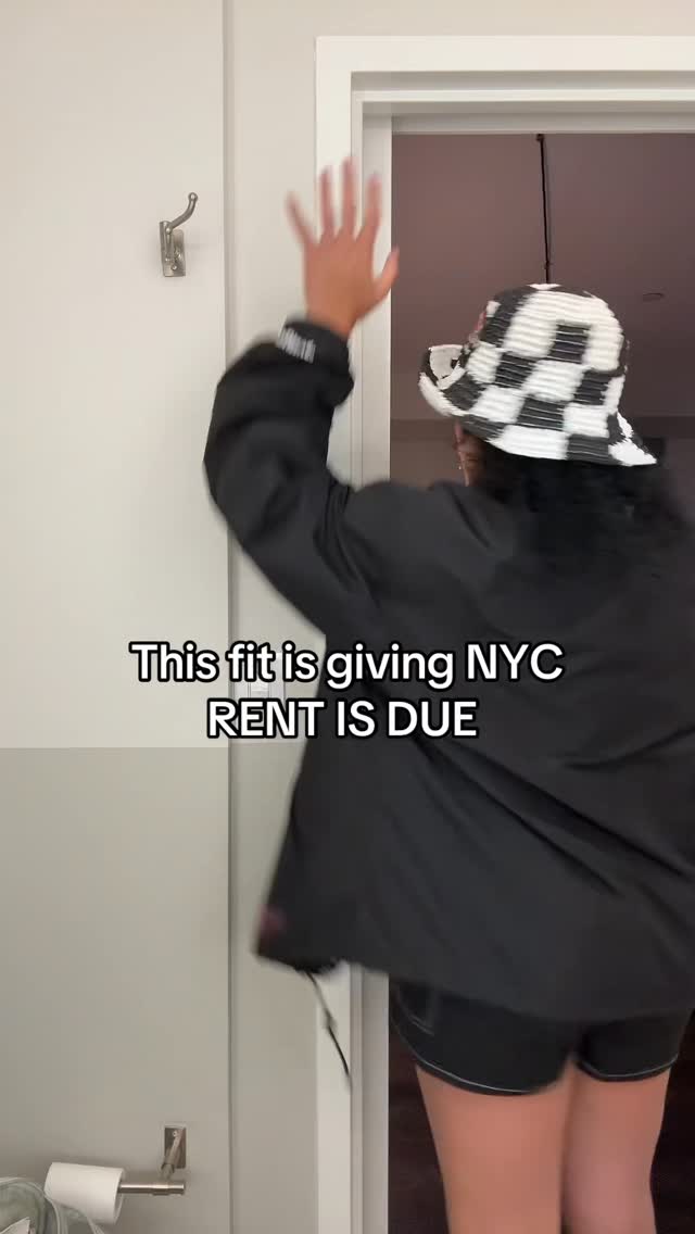 Instagram post by @yoyotor for Citi Trends. Caption reads: New favorite boots @cititrends #nyc #theaterkid....