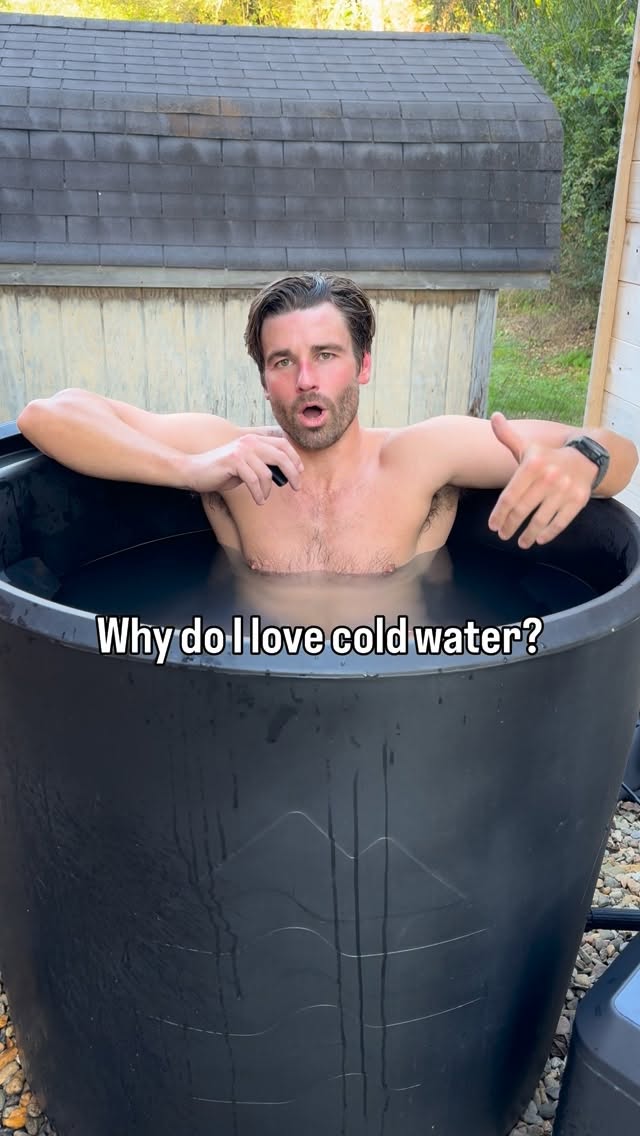 Instagram post by @themovementjourney for Ice Barrel. Caption reads: [...] been hectic, a few minutes in the @icebarrel....