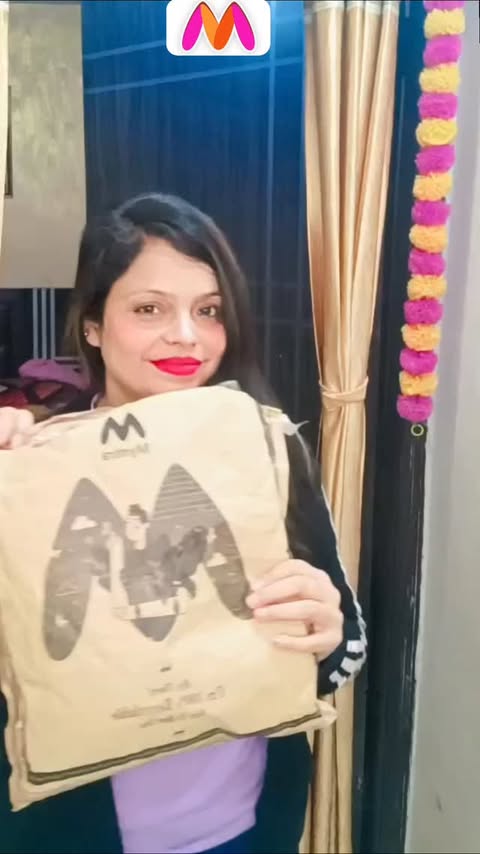 Instagram post by @priya29791_400k for Wishlink. Caption reads: [...] comment for link 🔗 
@myntra....