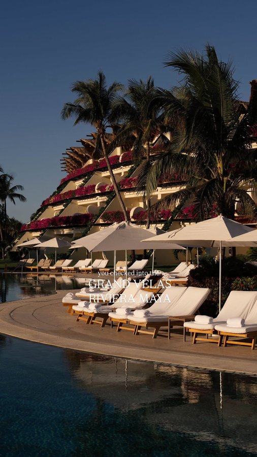 Instagram post by @llesdeux for Air Transat. Caption reads: and automatically on DND mode 🌺🌊.

*pub |....