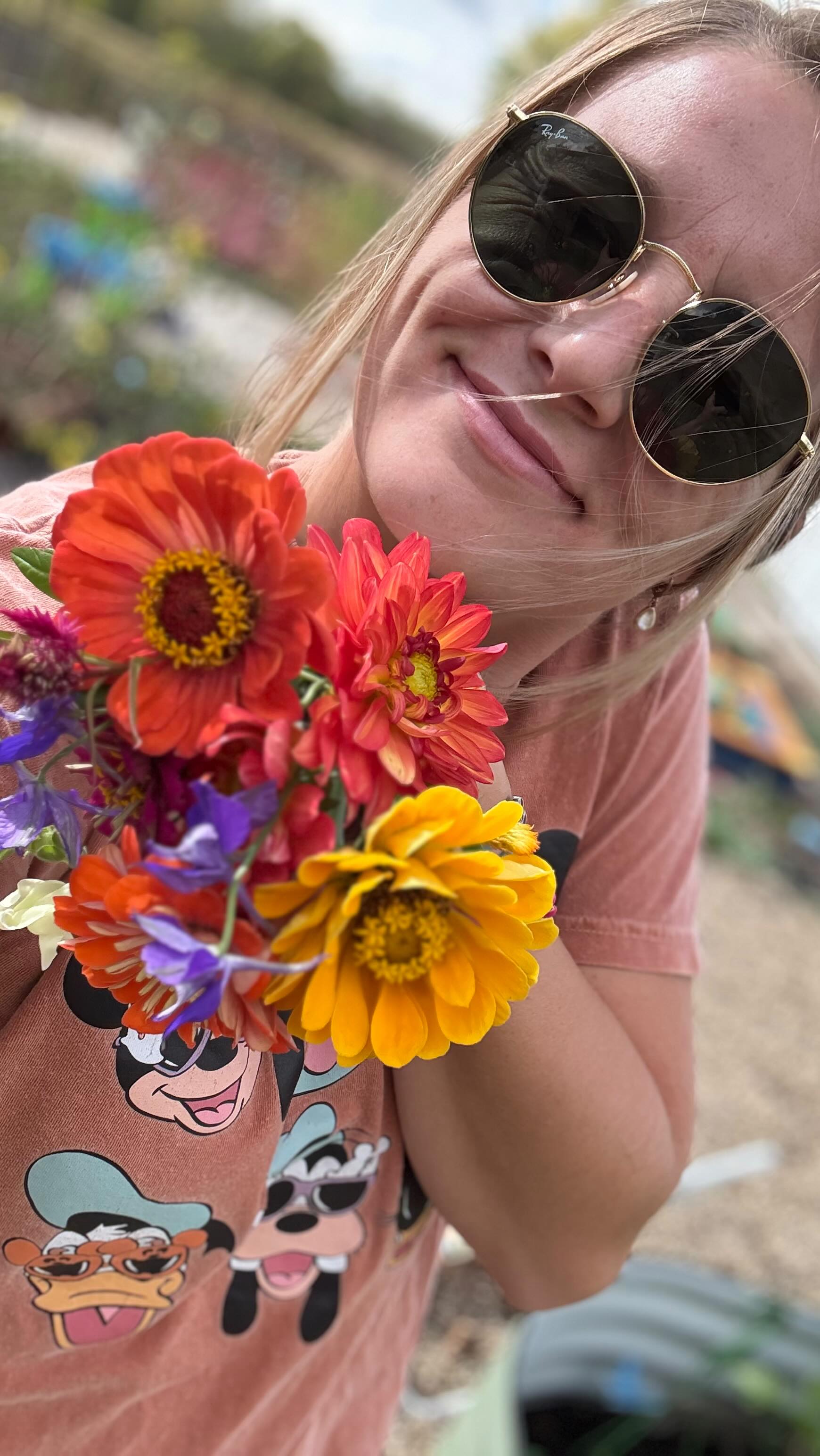 Instagram post by @baileeinbloom for TYLENOL. Caption reads: More of this @tylenol 🤝🏼👏🏼 

#tylenol #fdt....