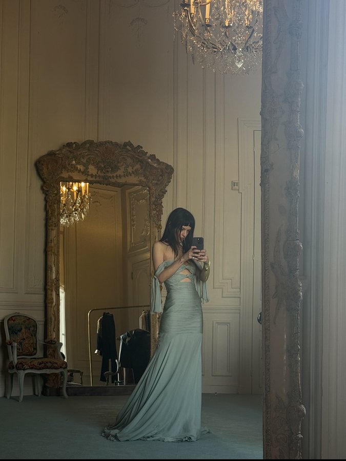 Instagram post by @maria.themarias for Valentino. Caption reads: active on all accounts this week ;).