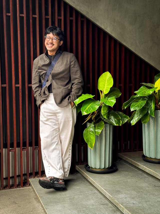 Instagram post by @dot.koma for ASICS. Caption reads: [...] how to move through it.

Get these....