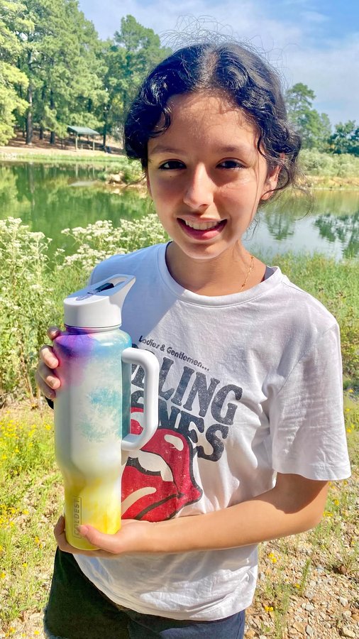 Instagram post by @sofia.fuentes.official for Coldest. Caption reads: [...] the Limitless Summer Bottle from....