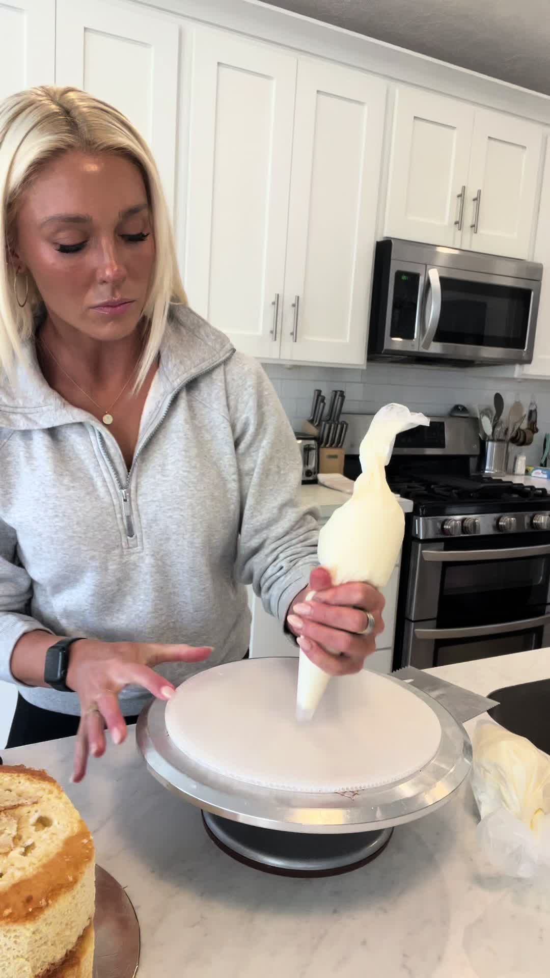 TikTok post by @theblondewhobakes for Chefmaster. Caption reads: Airbrushing + Guitar Pic Cake I used @Chefmaster....