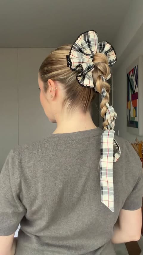 Instagram post by @alicetrewinnard for Damson Madder. Caption reads: [...] used @davinesportugal 
Scrunchie....