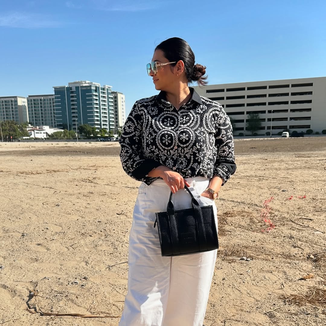 Instagram post by @mesmerizingglam for callitspring. Caption reads: Stay Chic, Shop Smart!
Discover unbeatable deals....