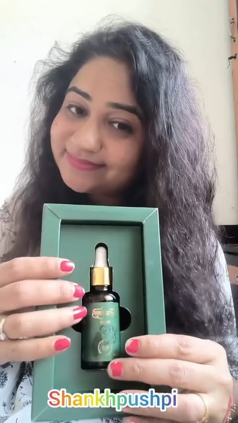 Instagram post by @mummasandbabiess for Vasu Healthcare. Caption reads: Tiny drops, big protection 🌟
Vasu Swarnaprashan....