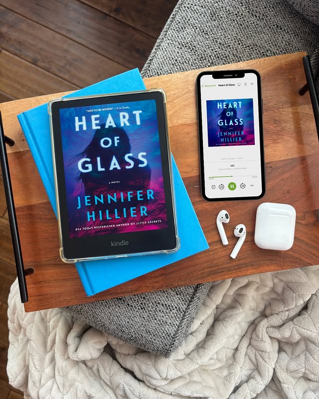 Instagram post by @jills.bookshelf for Macmillan Audio. Caption reads: ✨𝐁𝐨𝐨𝐤 𝐑𝐞𝐯𝐢𝐞𝐰✨ Thank you to....