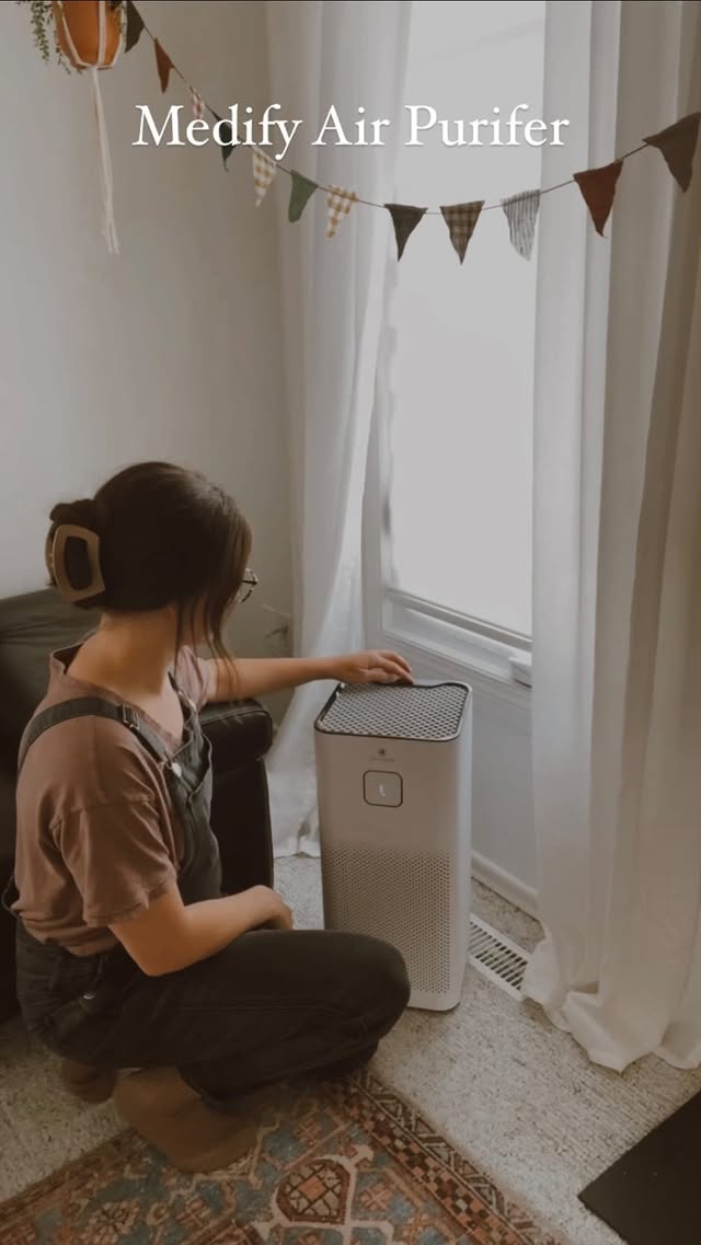 Instagram post by @bethanyfontaine for Medify Air. Caption reads: [...] me such a peace of mind✨ With the @medifyair....