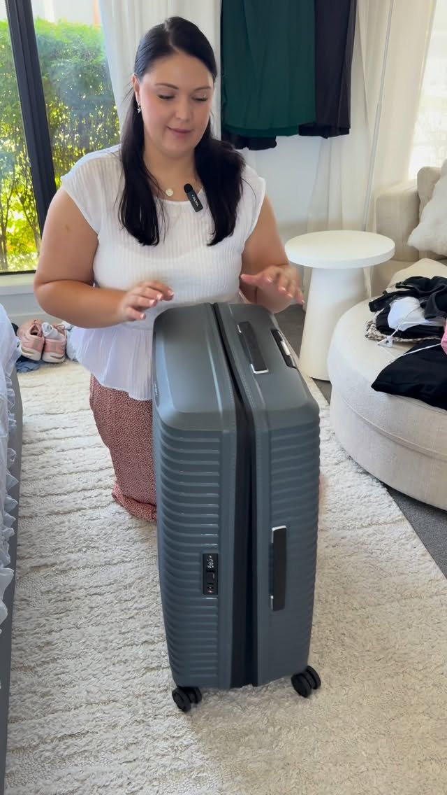 Instagram post by @theorganisedeverydaymum for SAMSONITE. Caption reads: Sydney VLOG day one - let’s go to the TikTok....