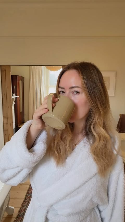 Instagram post by @tanyaburr for BEAUTY PIE. Caption reads: [...] acid (religiously). Thank you, @beautypie,....