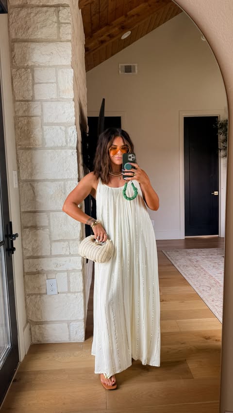 Instagram post by @betterwithchardonnay for VICI COLLECTION. Caption reads: Jaw on the floor, I need more invites to things so....