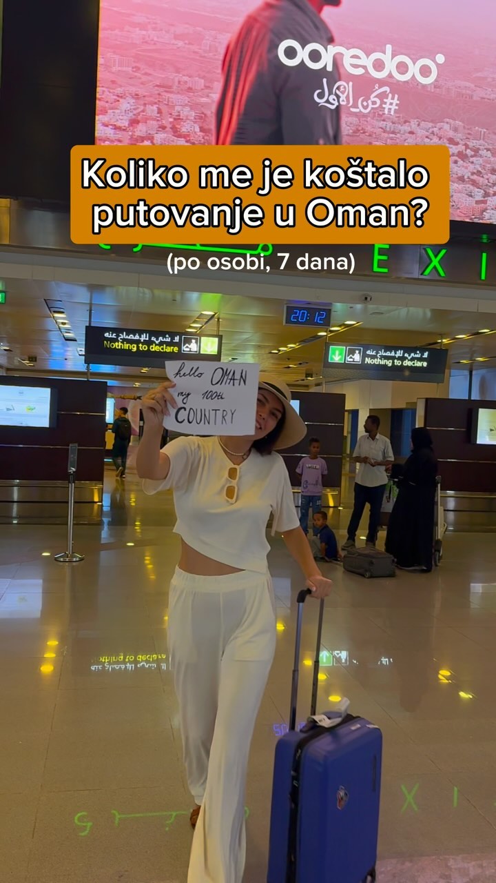 Instagram post by @jovana_kvrzic for Wizz Air. Caption reads: Priče iz Omana završavam detaljnim presekom....