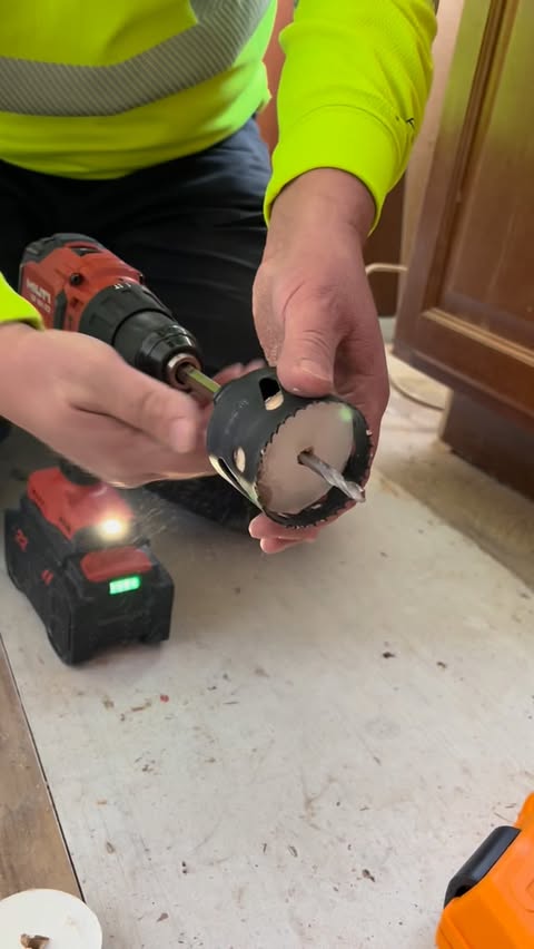 Instagram post by @toolpig for Spyder Products. Caption reads: [...] a screwdriver? I didn’t think so.....