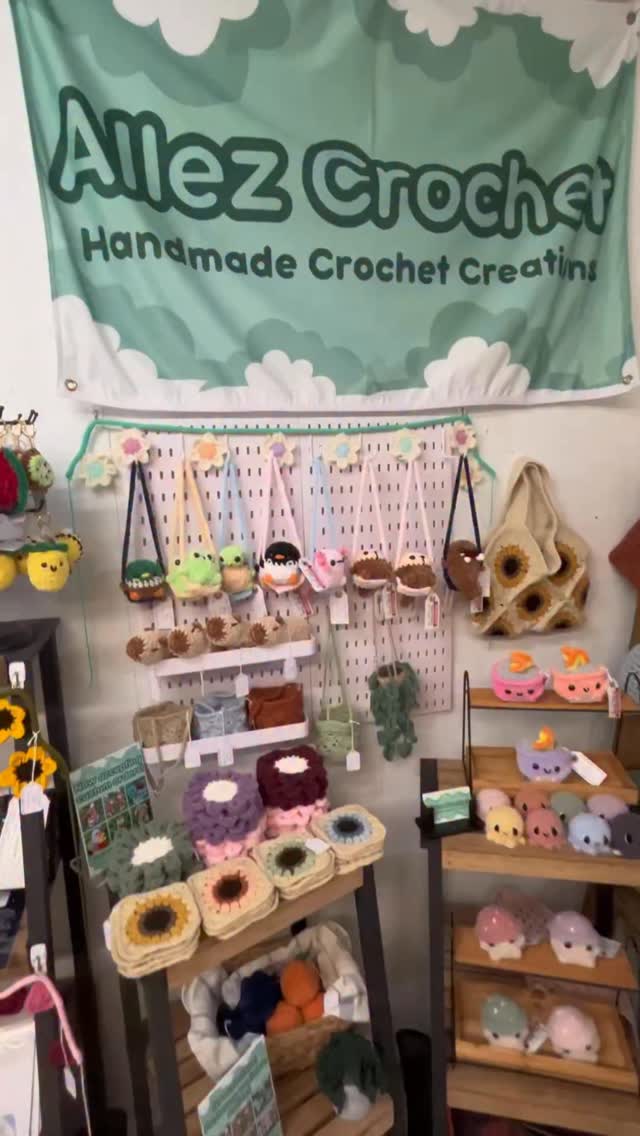 Instagram post by @allez.crochet for VistaPrint. Caption reads: [...] ‘MAKEOVER’ for 20% OFF!🥳 Thanks to....