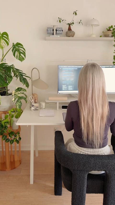 Instagram post by @nalae.co for Logitech. Caption reads: [...] taking care of your wellbeing ✨
 
Loving my....