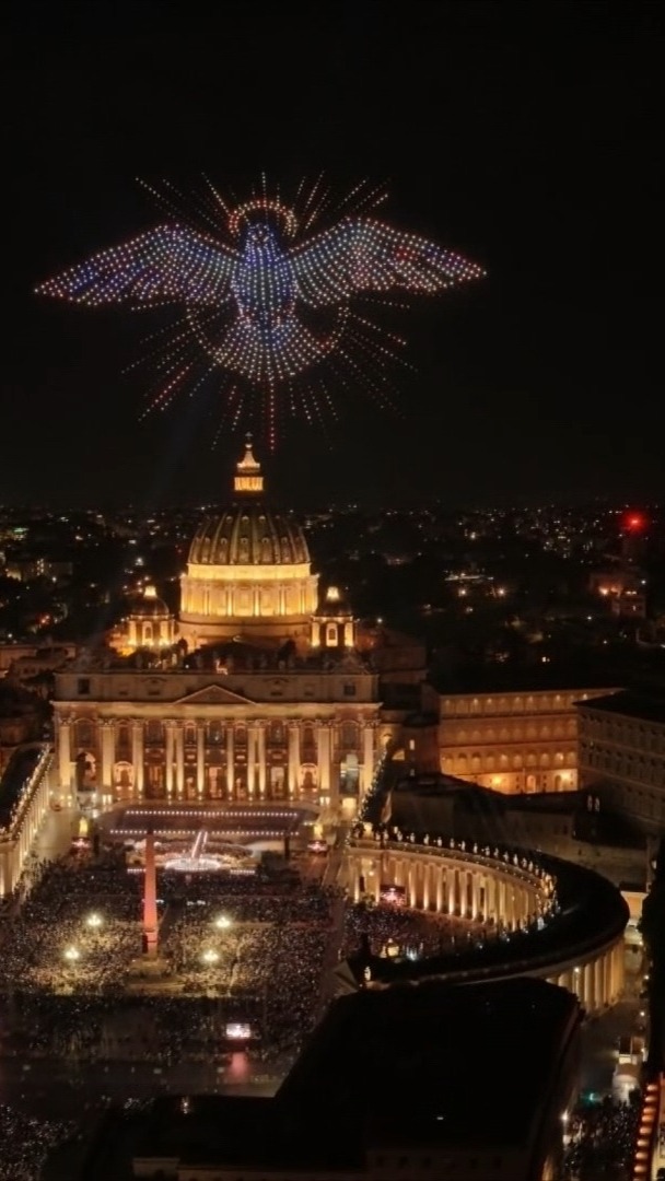 Instagram post by @cdmxsecreta for Secret NYC. Caption reads: @andreabocelliofficial and @teddyswims with an....