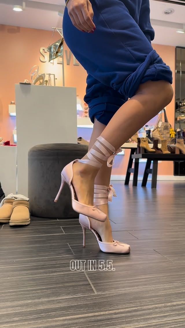 Instagram post by @jazmin_c3 for Steve Madden. Caption reads: Come onnnn @stevemadden with the dupe 🫣🩰 these....