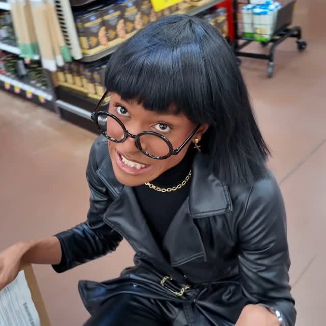 Instagram post by @khiankb for Magic Spoon. Caption reads: It’s a must dawling! @magicspooncereal treats....