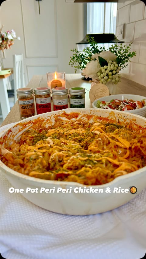 Instagram post by @eimers_eats for Favourit Foods Ltd. Caption reads: One Pot Peri Peri Chicken & Rice😍 using some....