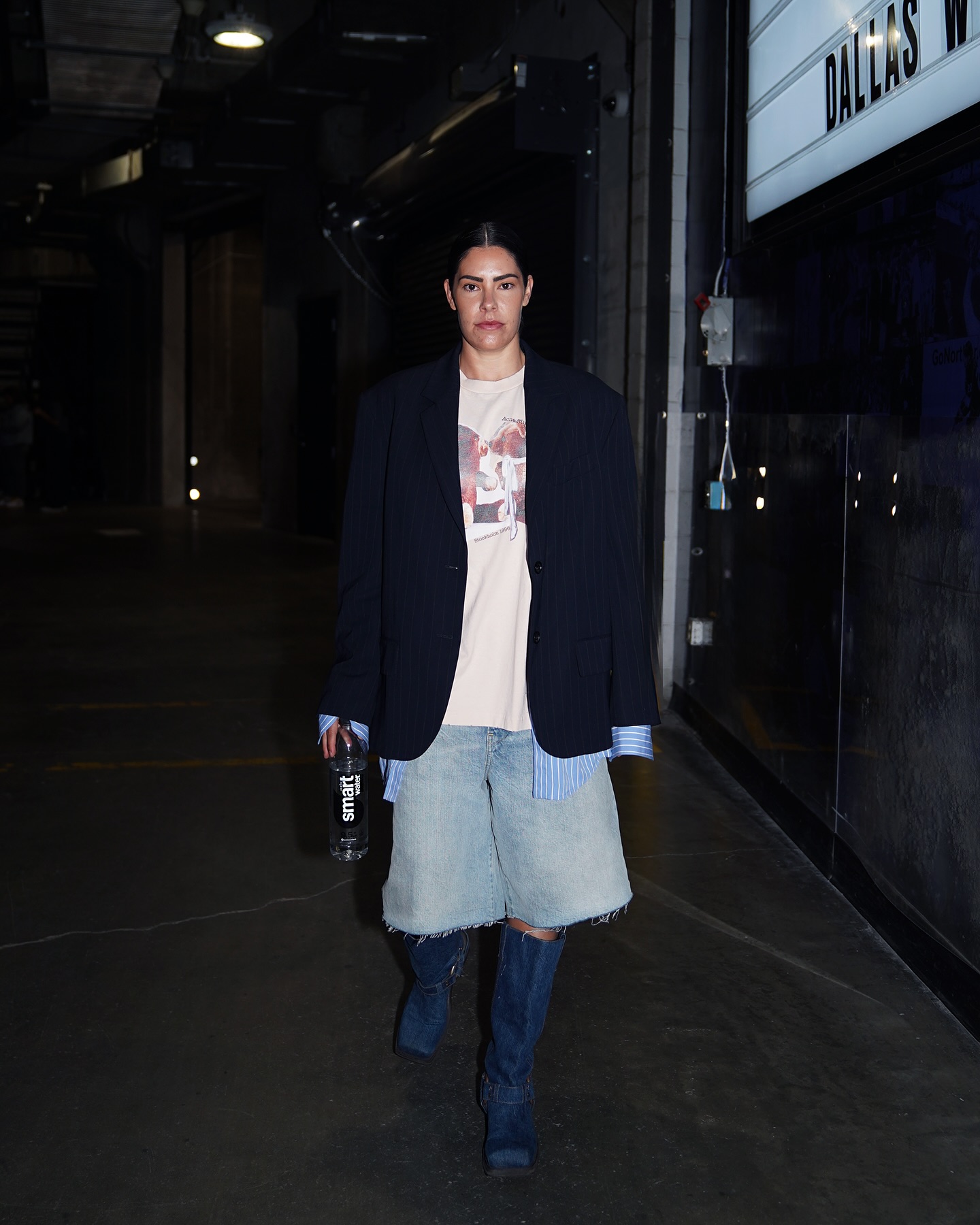 Instagram post by @kelseyplum10 for smartwater. Caption reads: got that tunnel vision with a side of clarity.