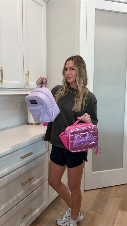 Instagram post by @jenglufling for TRUBAR. Caption reads: [...] my picky eaters are easy when I add a Trubar....