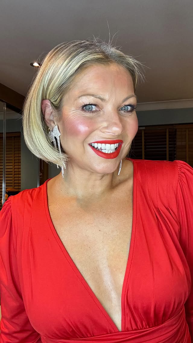 Instagram post by @alice_inthe_looking_glass for Ciaté London. Caption reads: GRWM for our @onsidehospitality christmas party....