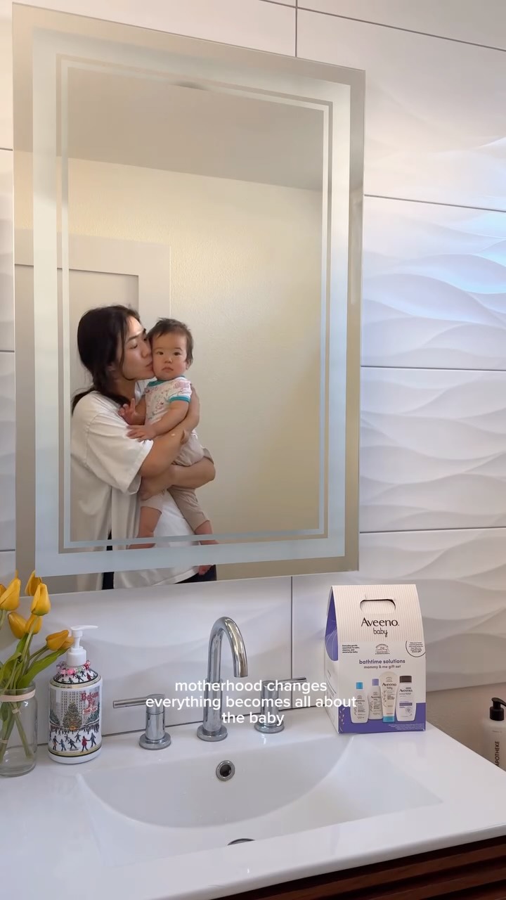 Instagram post by @jasmnekim for Aveeno. Caption reads: #AveenoPartner when you’re gifting a new mom....