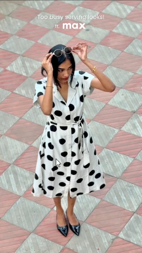 Instagram post by @iflyvenn for Max Fashion. Caption reads: [...] New You! // Fashion for all!

#MaxFashion....