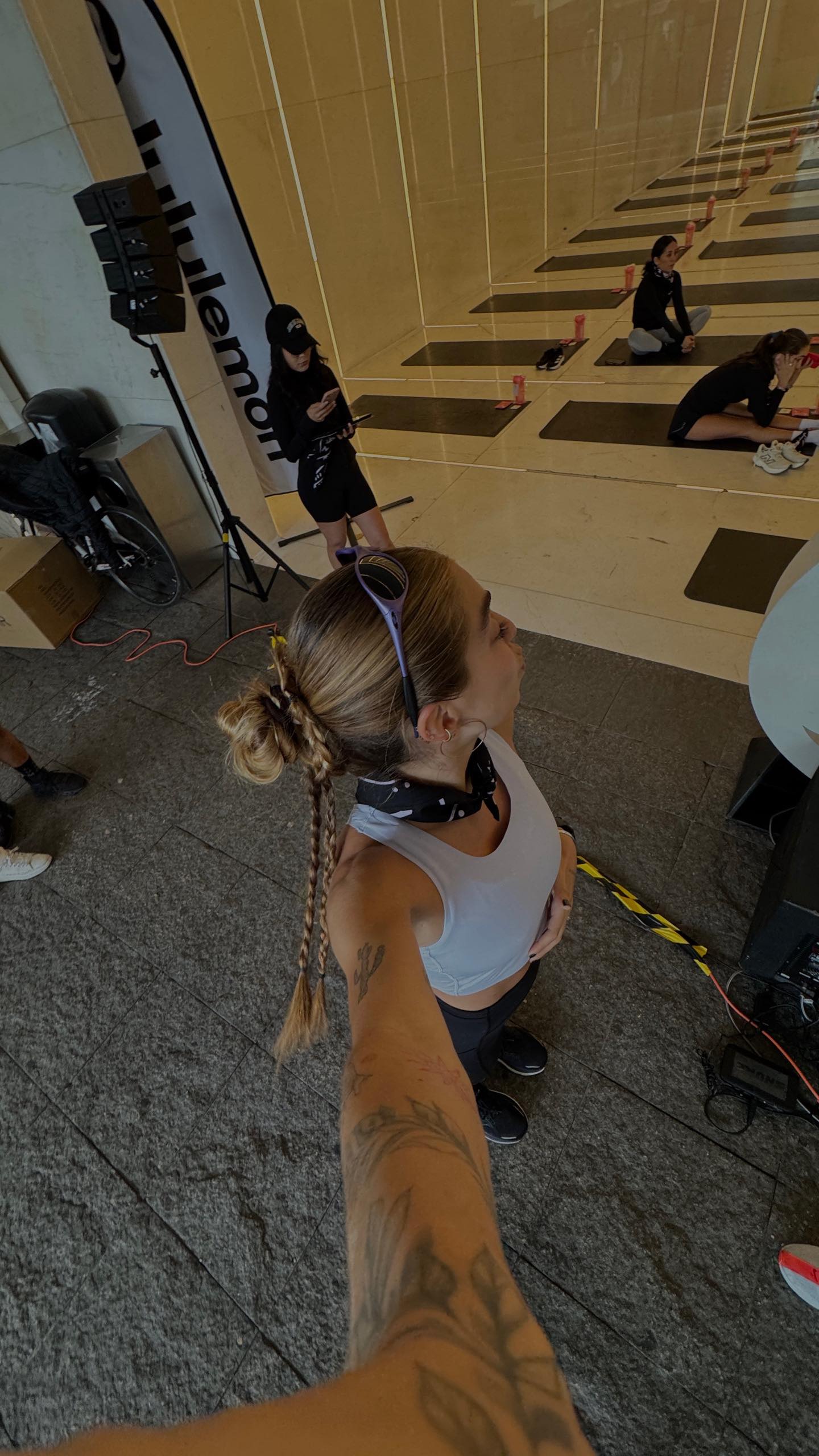 Instagram post by @arantzat for lululemon. Caption reads: spicy comeback | @lululemonmx 🐦‍🔥🫀🪽 un día....