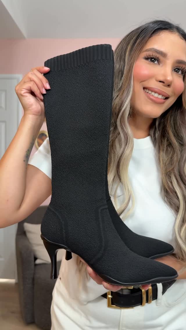 Instagram post by @gorjess_lifestyle for Cosyisland. Caption reads: The perfect boots for the season 🍂👢
They are....