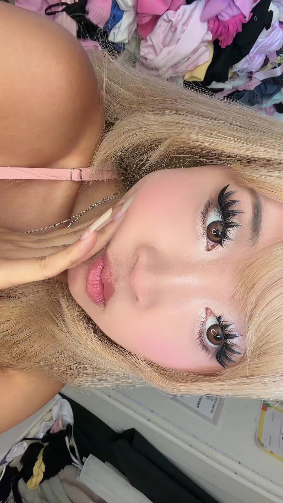 TikTok post by @lilyy.wuu for Ninetynine Dreams. Caption reads: [...] lashes sooo here they are🤸🏼‍♂️!!....
