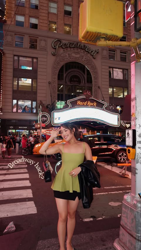 Instagram post by @explorewithdasom for SeatGeek. Caption reads: nyc broadway hack🤫🎭👇🏼 head to @seatgeek to....
