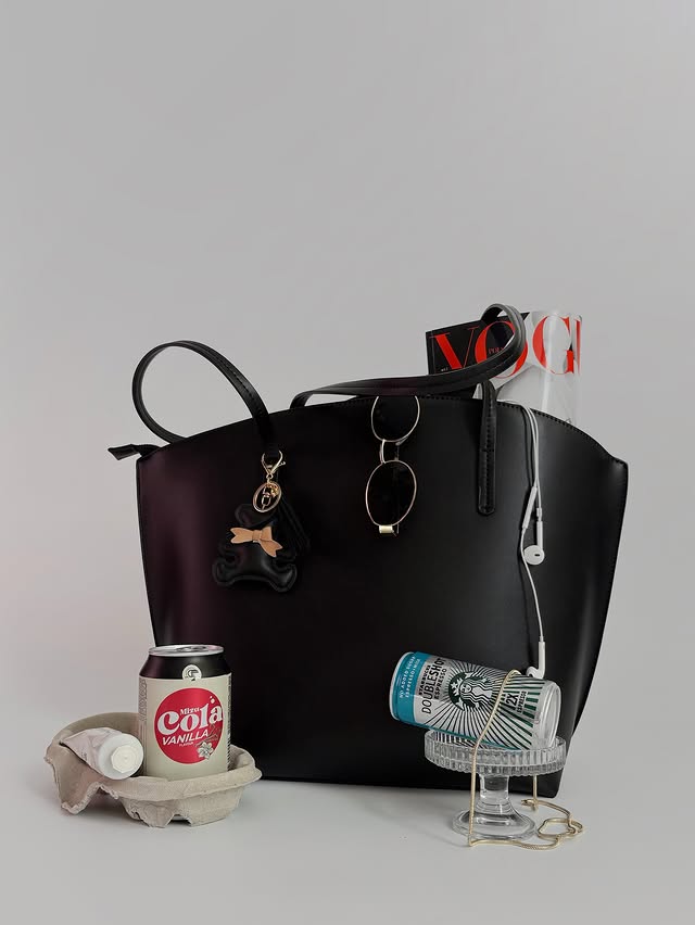 Instagram post by @aggie_style for Bonprix. Caption reads: @bonprix 

Torebka 96946981

Reklama #bonprix....