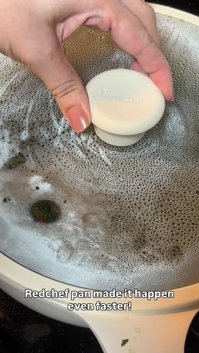 Instagram post by @sinem.inwonderland for Redchef Home. Caption reads: Grandma’s Comfort Food VS Spooky Season ✨Redchef....