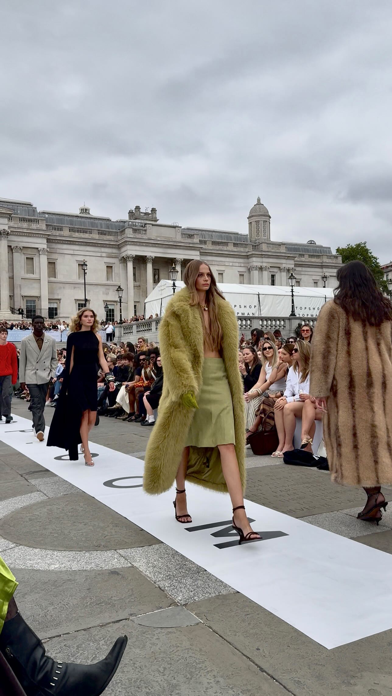 Instagram post by @oliviaandalice for Topshop. Caption reads: Back where we belong baby 🩵💪🏼 #millenials....