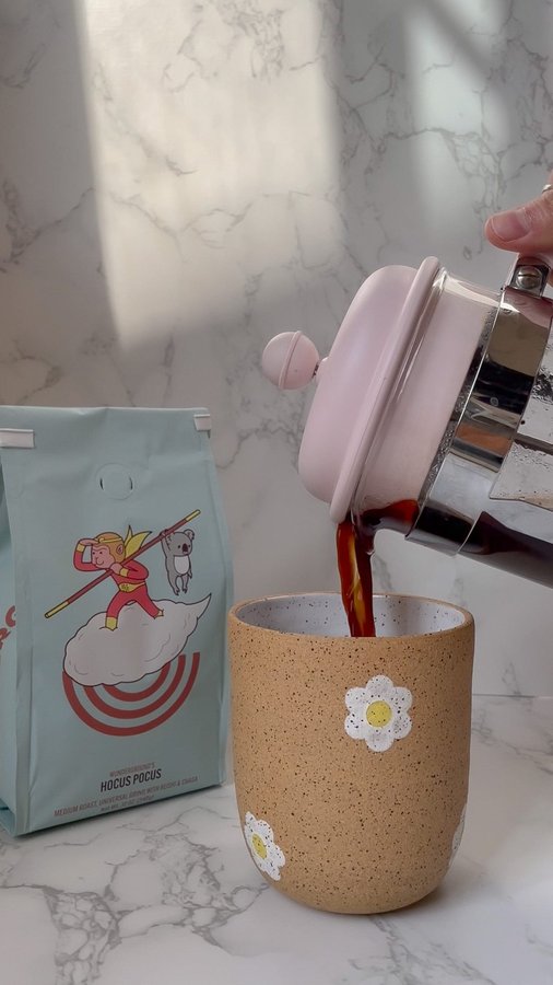 Instagram post by @anisa.marrie for Wunderground Coffee. Caption reads: Spend the morning with me making an oat milk latte....