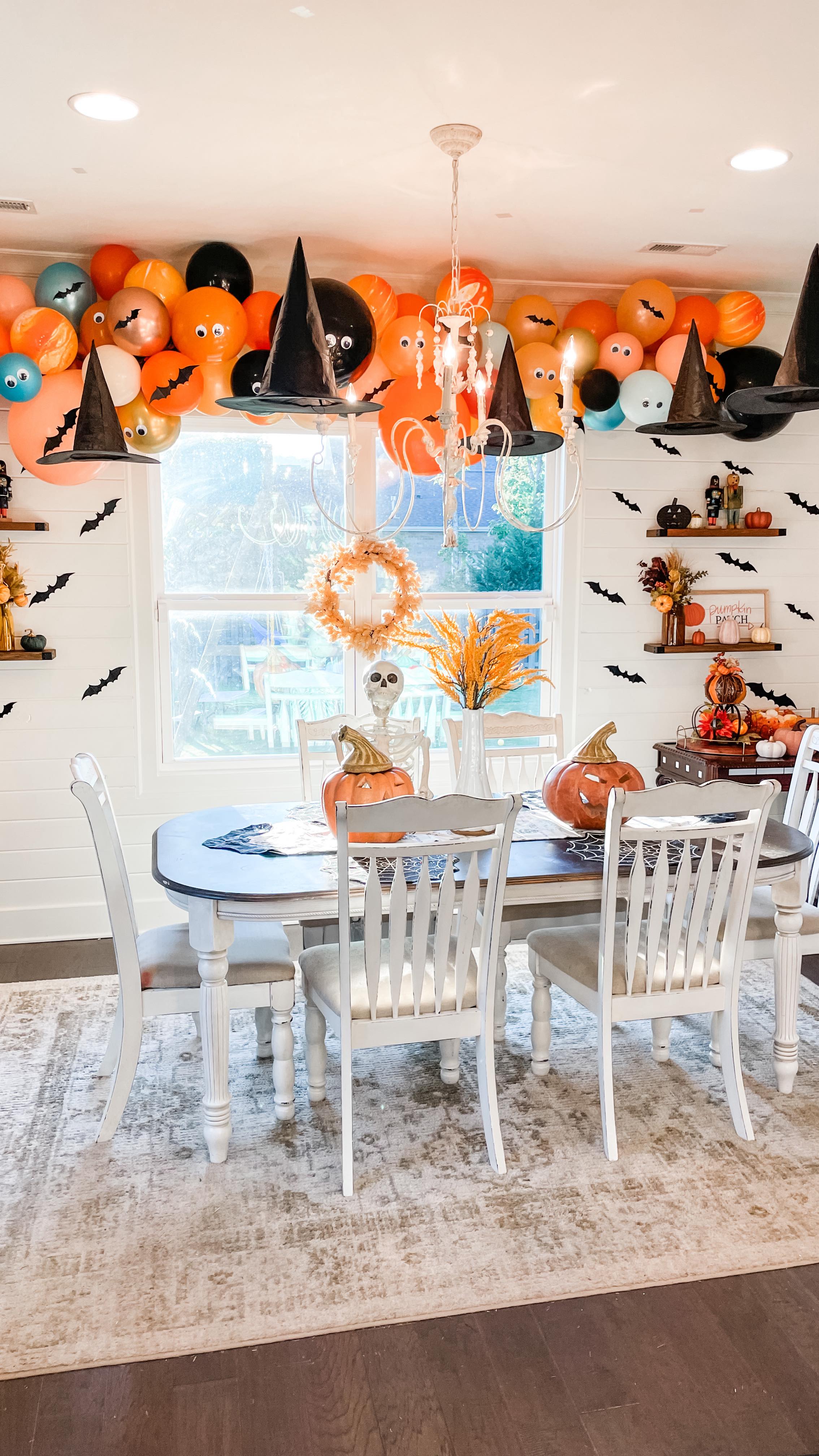 Instagram post by @kelsimsavage for Evite. Caption reads: 🎃 Halloween Party Details 🎃

Here are some of my....