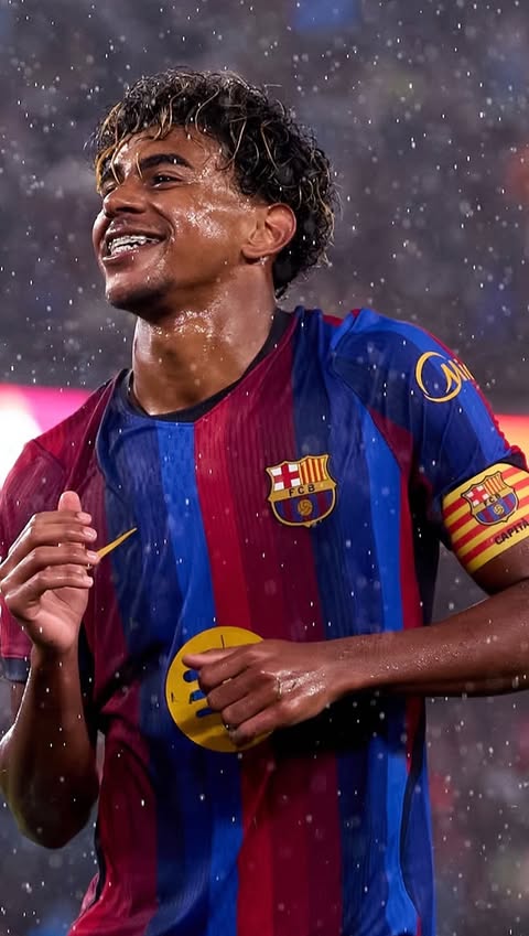 Instagram post by @carloculer for Polymarket. Caption reads: [...] #bayernmünchen #barca — Partnered with....