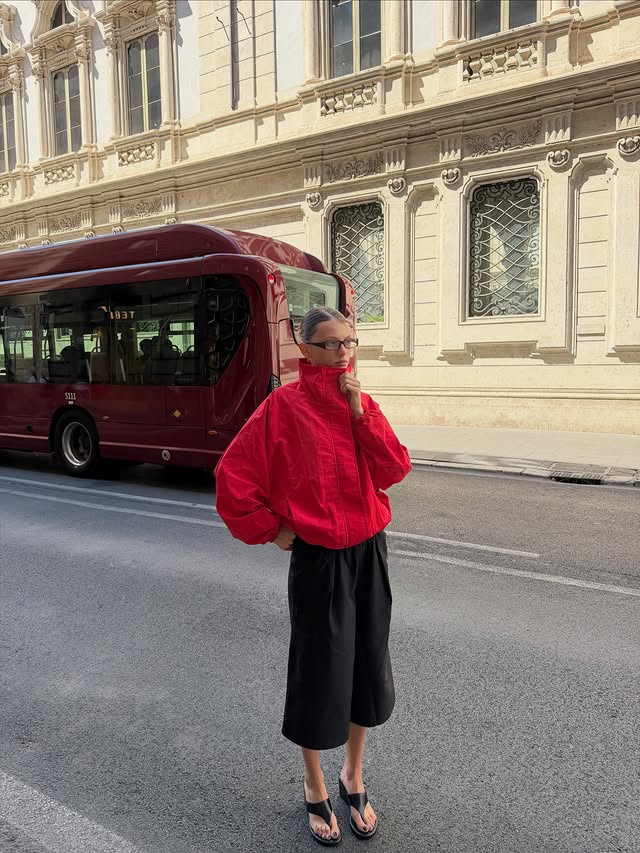 Instagram post by @yungsveva for Bershka. Caption reads: Matching the bus 💃🏼 @bershka | AD #bershkastyle.