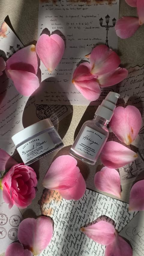 Instagram post by @taviben.kitchen for Earth Harbor. Caption reads: SPRING GLOW MOMENT with @earthharbor 🌷🪻 This is....