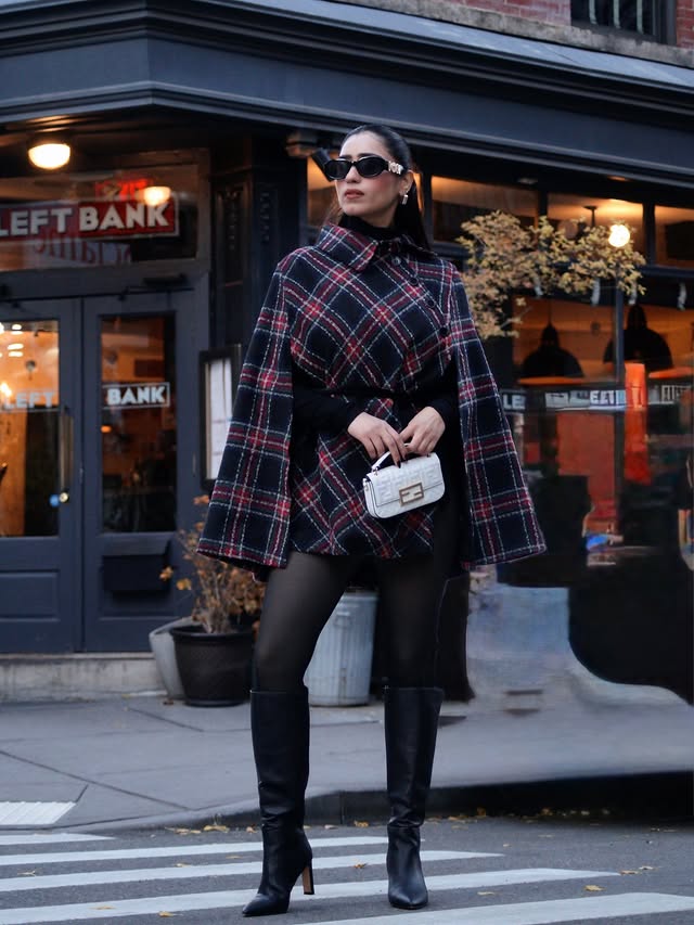 Instagram post by @thesamridhijoshi for Chicwish. Caption reads: 🖤🖤

Wearing : @chicwish #ad.