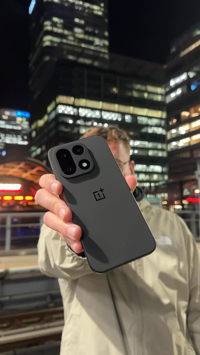 Instagram post by @bymcnab for OnePlus. Caption reads: Can your phone camera do this?👀

I got early....