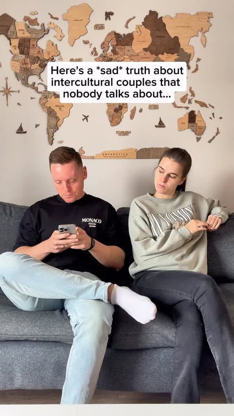 Instagram post by @interculturallife_ for Bond Touch. Caption reads: [...] connected matters more than ever. @bondtouch....