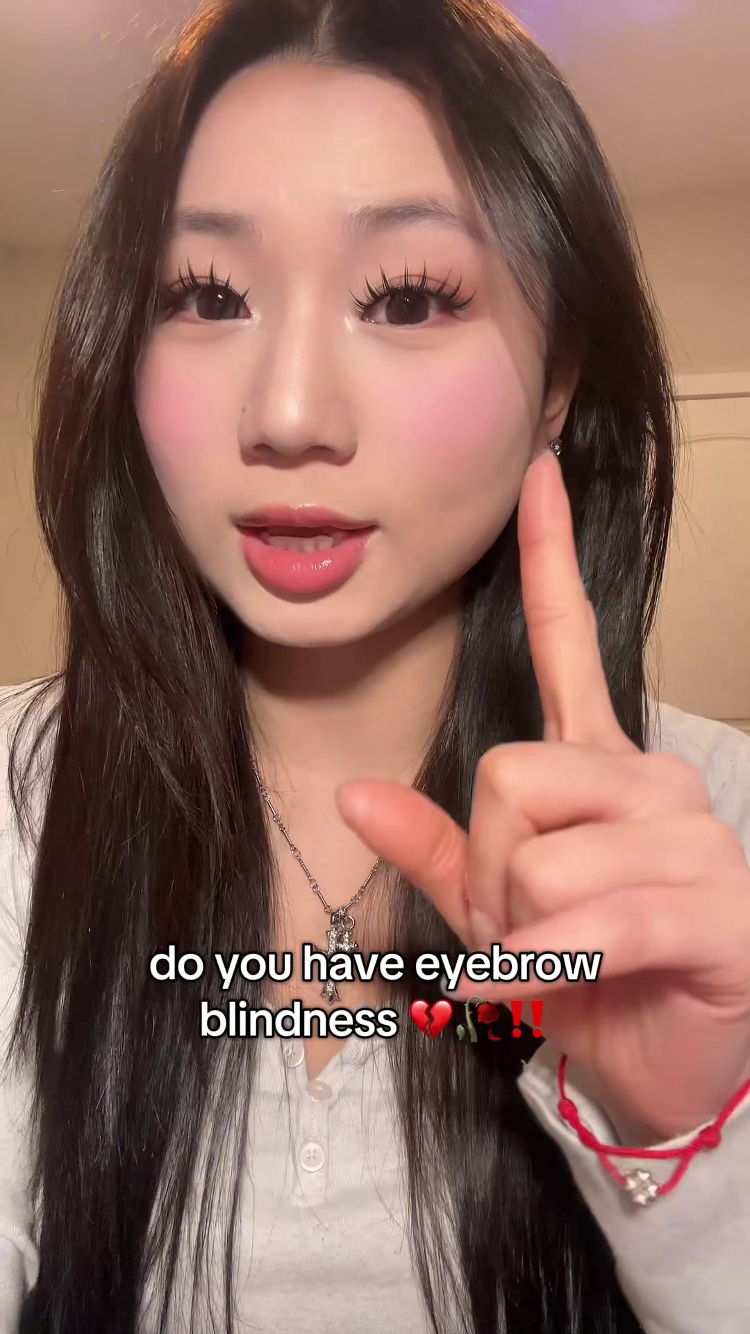 TikTok post by @imgorgasf for Flortte Beauty. Caption reads: @FLORTTE Beauty eyebrow tutorial.
