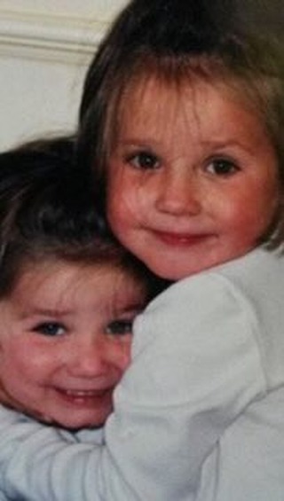 Instagram post by @jaelost__ for ZEB. Caption reads: [...] See you there in mijn @zebfashion outfitje!!....