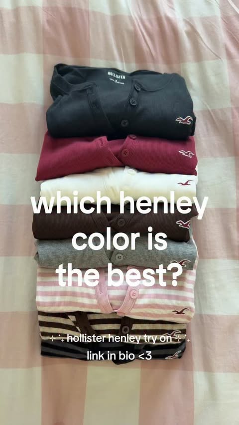 Instagram post by @natalieeseah for Hollister. Caption reads: i think the black is rlly cute on me <3 @hollister....