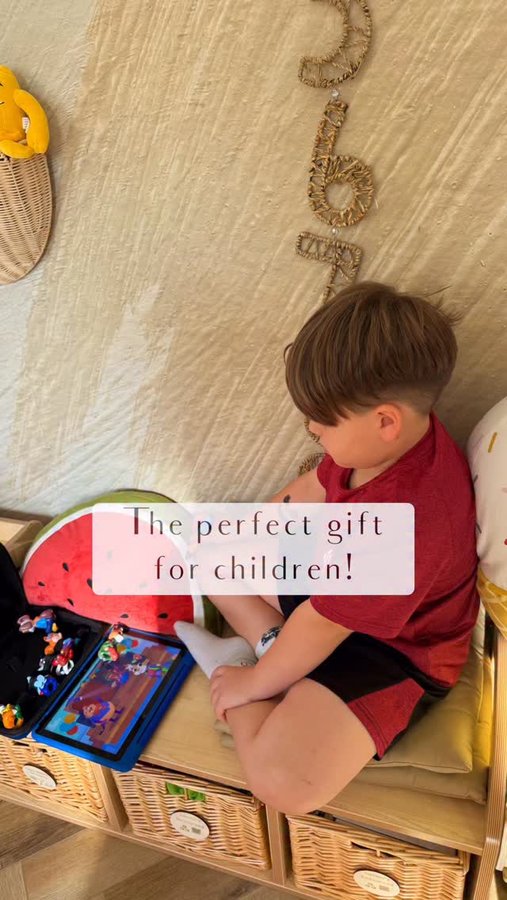 Instagram post by @create_make_and_play for Edurino. Caption reads: [...] good about? 🎁
We’ve been loving the....