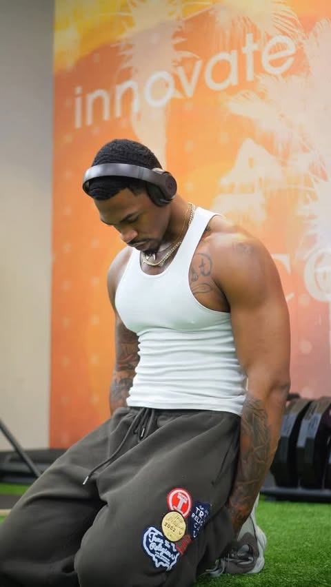 Instagram post by @mikealdwayne_ for Beats by Dre. Caption reads: “Kellz you look better outside the cabin” 

Yeah I....